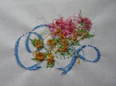 MENGENAL MANFAAT BORDIR MESIN DALAM KEHIDUPAN SEHARI-HARI